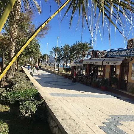 Paseo Maritimo Antonio Banderas *